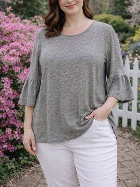 Adrianna Papell XL Gray 3/4 Bell Sleeve Top Super Comfy & Stretchy
